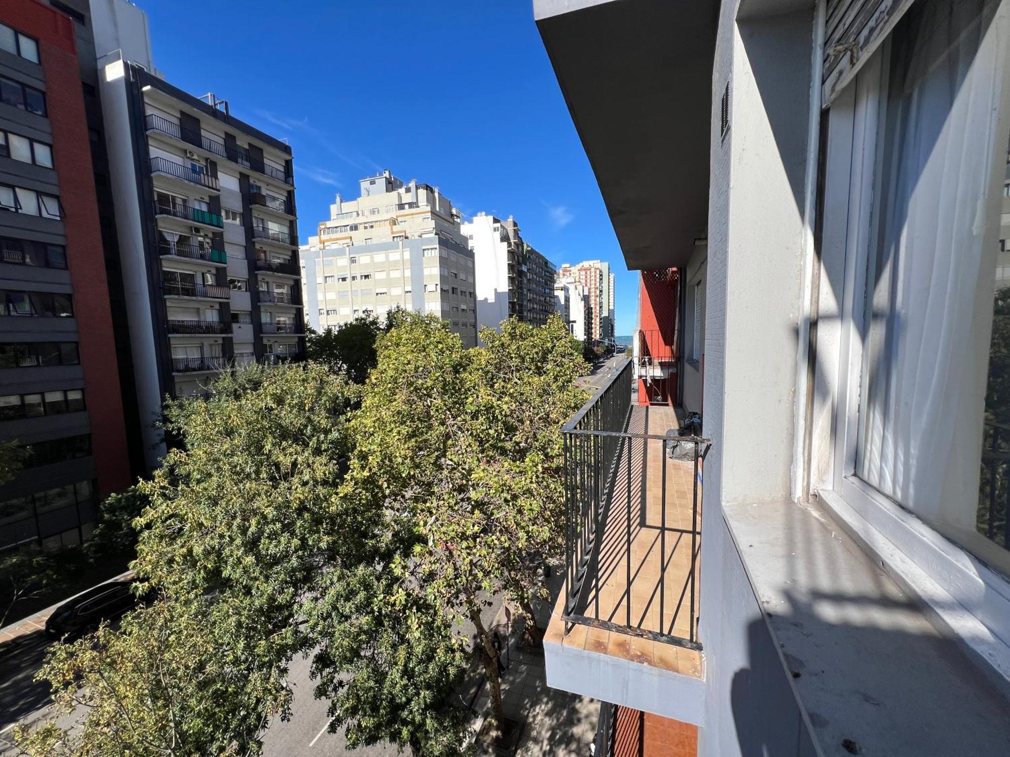 Lurito, En El Corazon De La Ciudad Apartamento